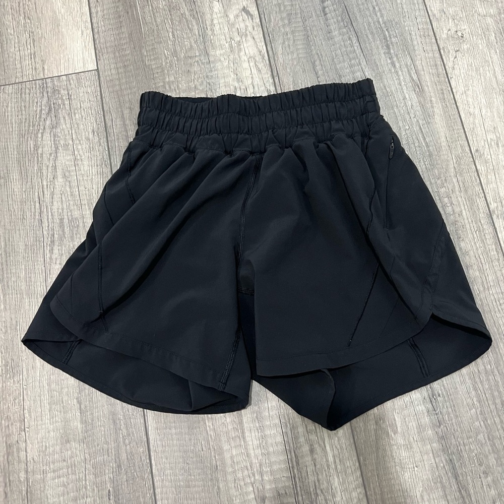 LULULEMON “Track that High-Rise Lined shorts 5’” in black BARELY WORN